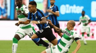  那不勒斯防线失误频出主场惨遭萨索洛逼平  