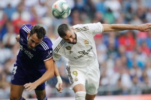  克莱蒙门将连续扑点，球队惊险守平强敌  