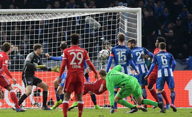  奥格斯堡主场不败神话延续，德甲主场龙显威